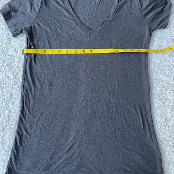 Arizona V neck Cotton Tee - Picture 3 of 6